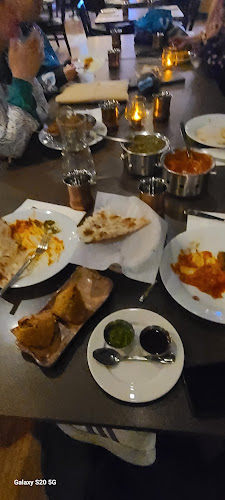 116 E 15th St, North Vancouver, BC V7L 2P9