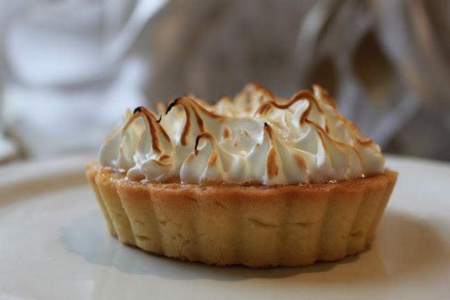 240 Kennevale Dr, Ottawa, ON K2J 0C3