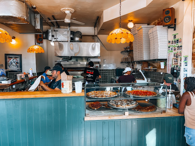 Pizzeria Badiali - Hospitality and gastronomy