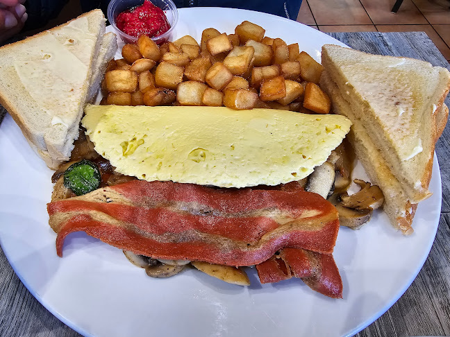 Comentarii opinii despre The Food And Art Cafe