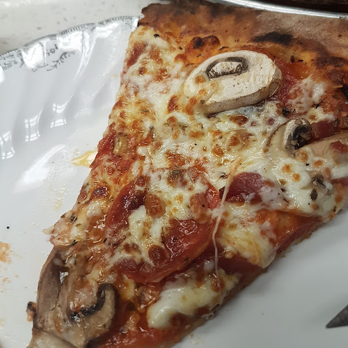 820 The Queensway, Etobicoke, ON M8Z 1N5