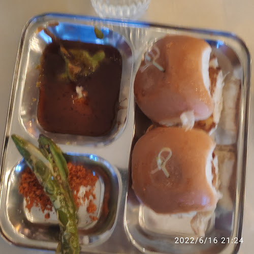 Comentarii opinii despre Bandra Cafe