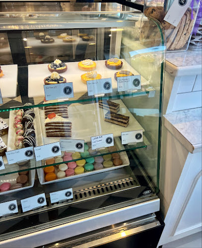 519 Fisgard St, Victoria, BC V8W 0C5