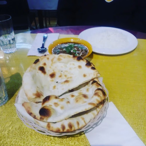 7964 Granville St, Vancouver, BC V6P 4Z2