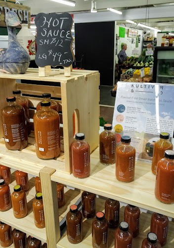 35 York Blvd, Hamilton, ON L8R 3K7