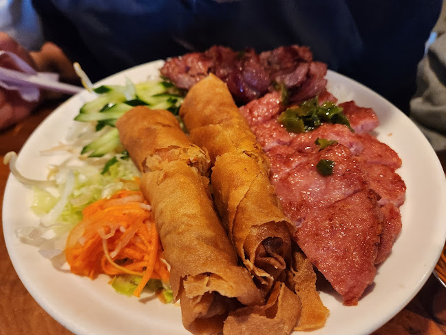 Huong Lan Vietnamese Restaurant - Hospitality and gastronomy