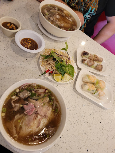 Pho Lee Restaurant - Hospitality and gastronomy