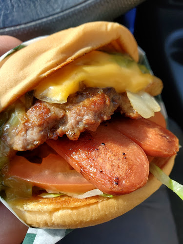 Comentarii opinii despre George's Food Bar Ltd