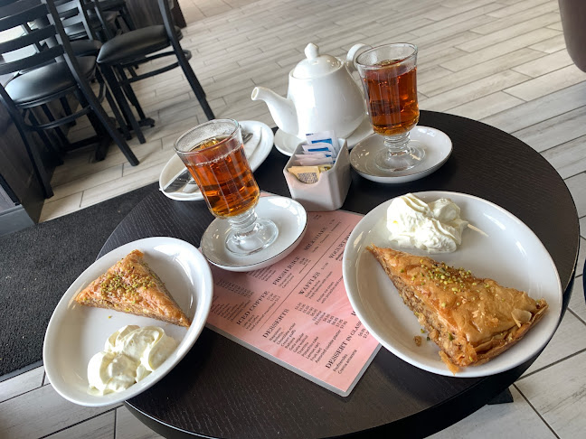 Comentarii opinii despre Cafe Garni