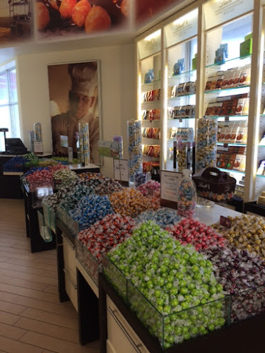 Lindt Chocolate Shop - Scarborough - Scarborough