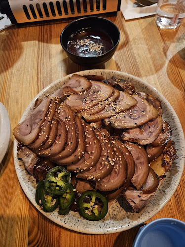 Opinii despre The Apron Korean Kitchen în Calgary - Hospitality and gastronomy