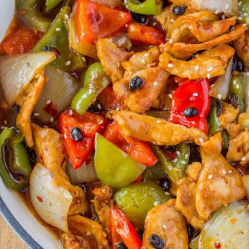 6217 44 St, Lloydminster, AB T9V 1V8