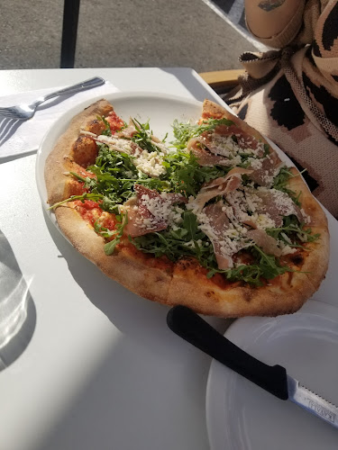 5785 Victoria Ave, Niagara Falls, ON L2G 3L6