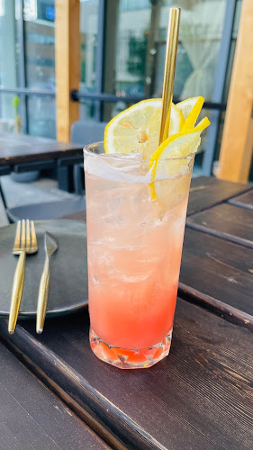 Comentarii opinii despre Orchard Restaurant