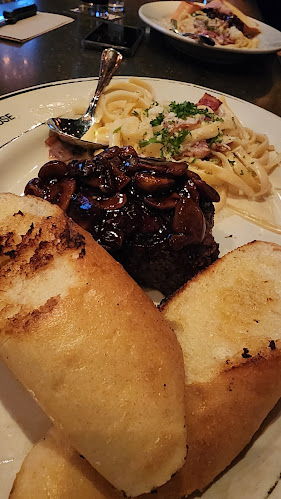 Opinii despre Browns Socialhouse Langford în Victoria - Hospitality and gastronomy