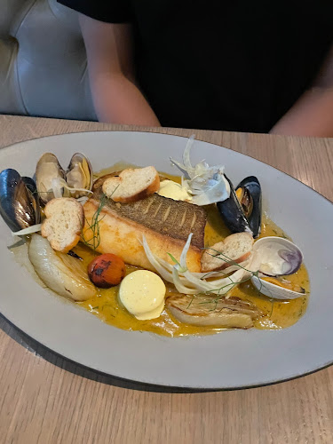 Boulevard Kitchen & Oyster Bar - Vancouver