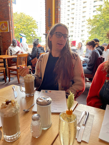 Comentarii opinii despre Blue Fox Cafe