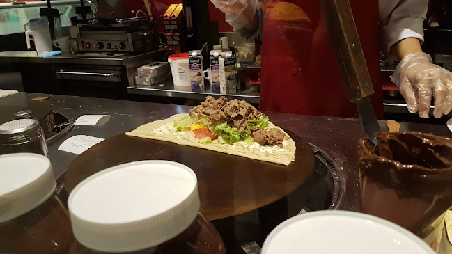Comentarii opinii despre Crepe Delicious Toronto Eaton Centre