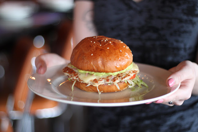 561 Hespeler Rd #1a, Cambridge, ON N1R 6J4