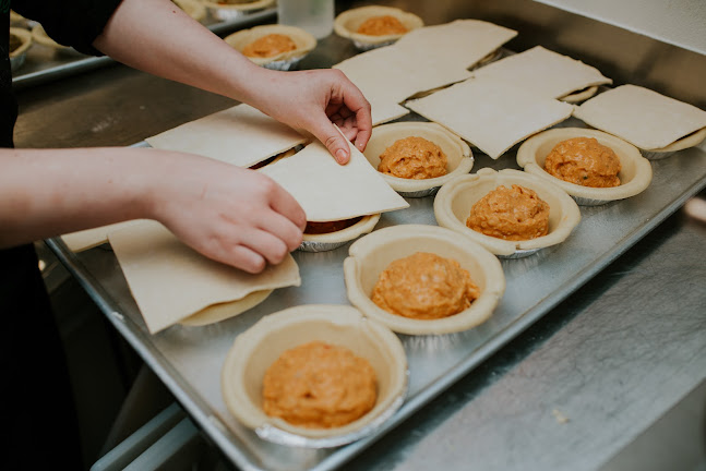 Comentarii opinii despre Peaked Pies Burnaby Heights