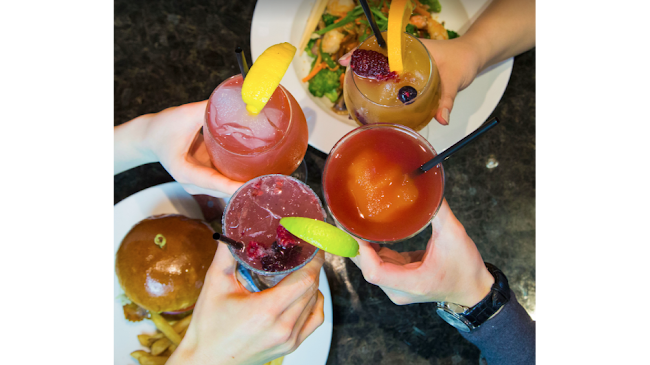 WINGS Terrace - Terrace