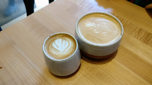 Comentarii opinii despre Hey Happy