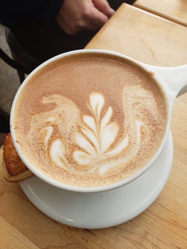 2302B Clarke St, Port Moody, BC V3H 1Y8