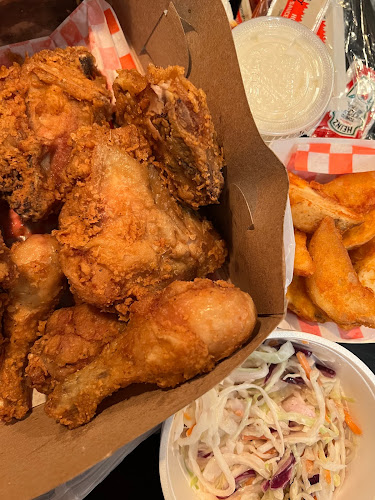 77 Dundas St W, Mississauga, ON L5B 1H7