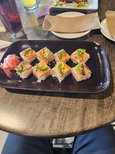 Opinii despre Fargos Restaurant and Lounge în Edmonton - Hospitality and gastronomy