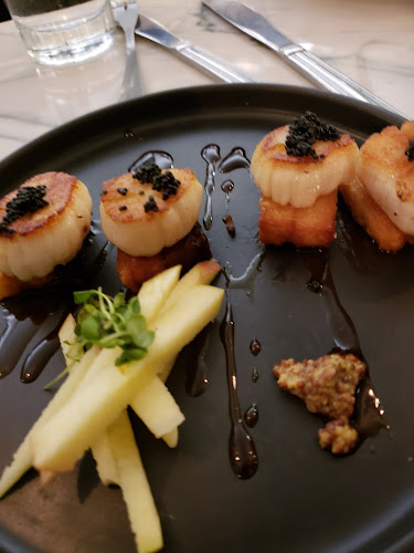 Opinii despre Fanny Bay Oyster Bar & Shellfish Market în Vancouver - Hospitality and gastronomy