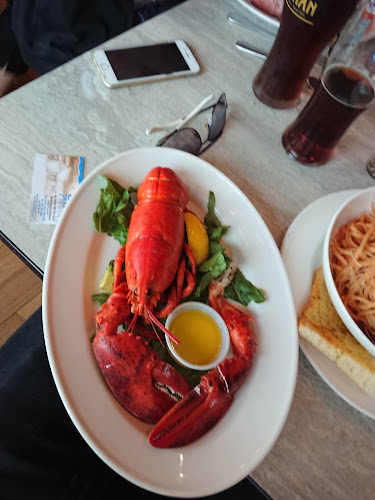 Carr's Oyster Bar - Hospitality and gastronomy