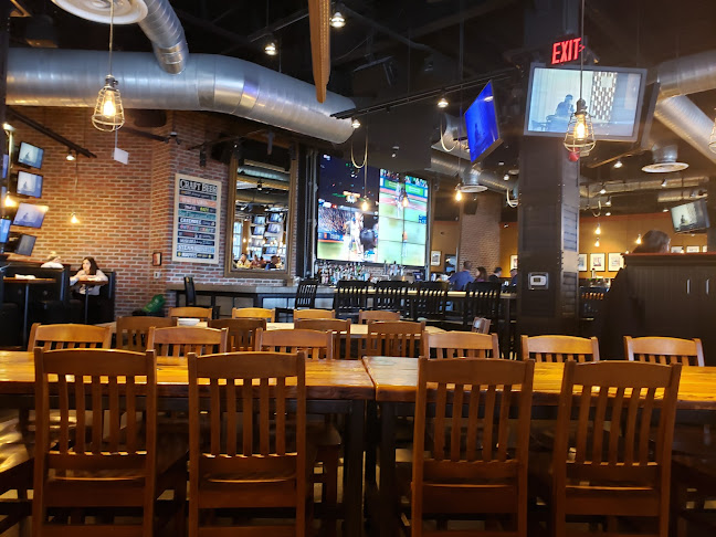 2960 Kingsway Dr #15A, Kitchener, ON N2C 1X1