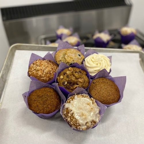 Purple Lips Bakery - Hospitality and gastronomy