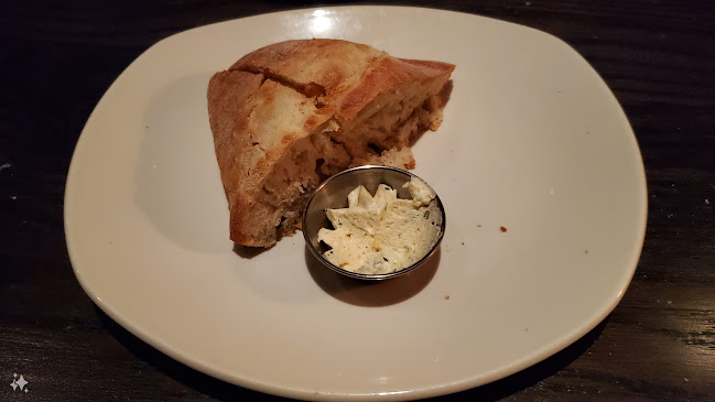 15 Huntmar Dr, Ottawa, ON K2S 0P6