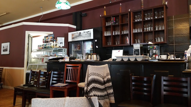 Darlise Cafe - Hospitality and gastronomy