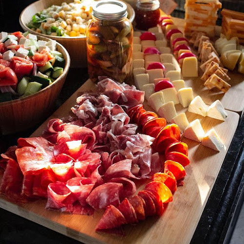 Comentarii opinii despre Feed Me Fine Foods