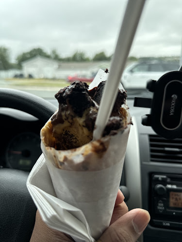 Opinii despre Bergs Famous Ice Cream în Mount Pearl - Hospitality and gastronomy