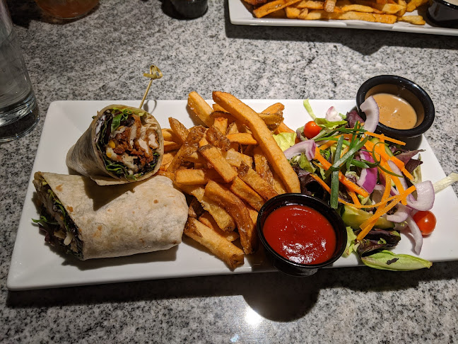 399 Richmond Rd, Ottawa, ON K2A 0E9