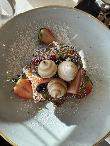 OEB Breakfast Co. - Hospitality and gastronomy