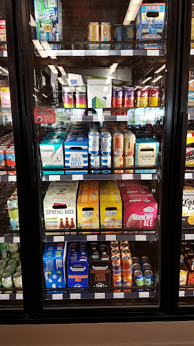 Cascadia Liquor - Victoria