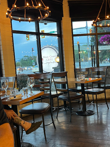 West Coast Seafood & Raw Bar Kelowna - Hospitality and gastronomy