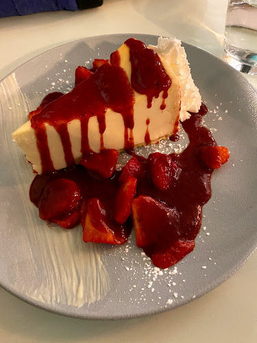 Opinii despre Demetres Richmond Hill în Richmond Hill - Hospitality and gastronomy