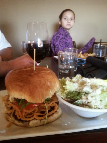 19 Okanagan Grill + Bar - West Kelowna