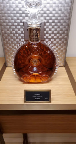 Comentarii opinii despre Marine Drive Liquor Store