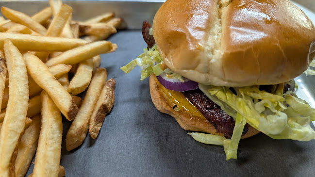 Habibz Corner - Oshawa