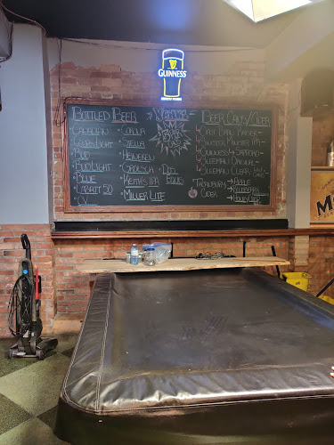 Yank's Old Niagara Bar & Grill - Niagara Falls