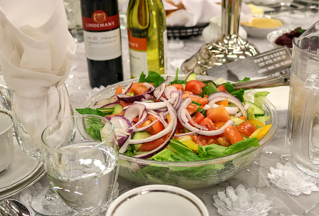 11113 113 St, Edmonton, AB T5G 2V1