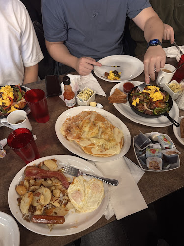 222 Mapleview Dr W #7, Barrie, ON L4N 9E7