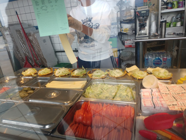 Mackay Pizza & Submarines