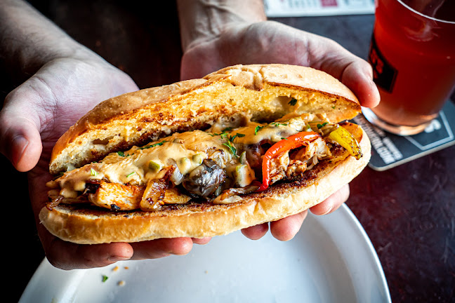 Leopold’s Tavern Warman - Hospitality and gastronomy